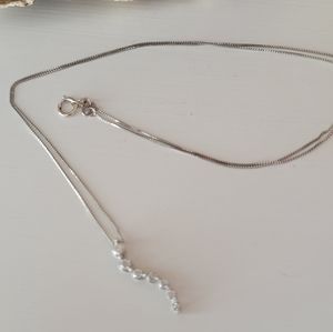 14k white gold journey diamond necklace